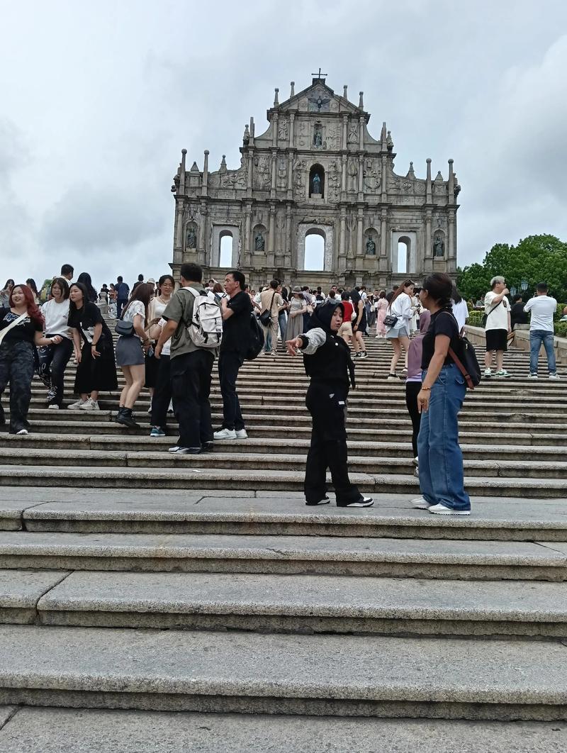 2025全年免费资科大全正式版以及大三巴一肖一码一特法律风险-深度数据应用策略
