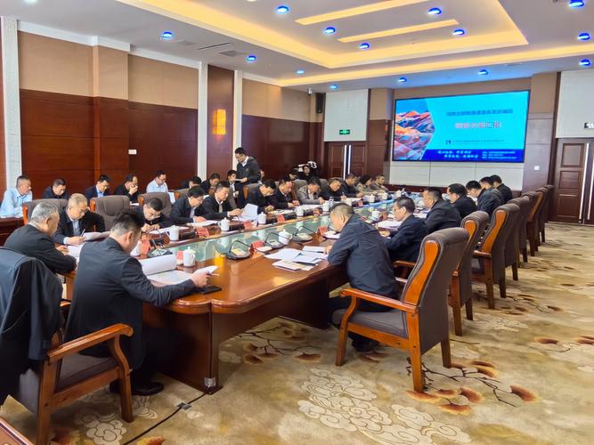 77777788888四肖钻石版与2025港彩正版资料-高速响应方案解析